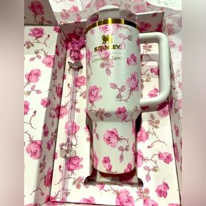 Brand New Stanley x LoveShackFancy 40 oz tumbler in Ribbon Rosa pattern